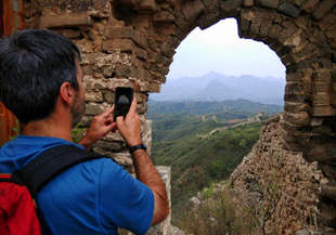 Take photo of the Great Wall