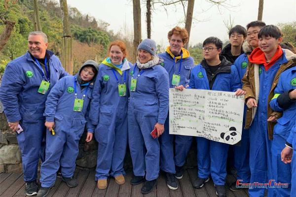 Join the Panda Volunteer Program with Easy Tour China