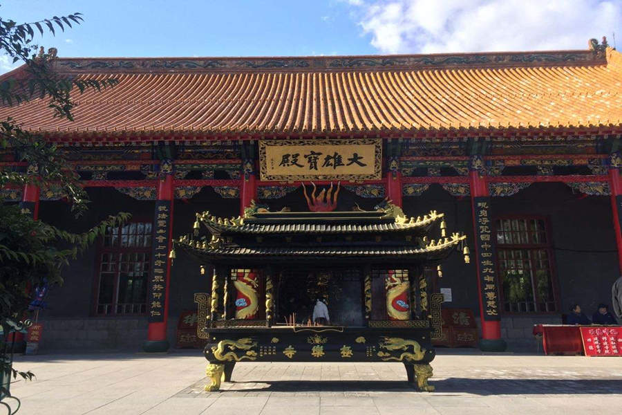 the Hall of Mahavira of Temple of Bliss, Harbin