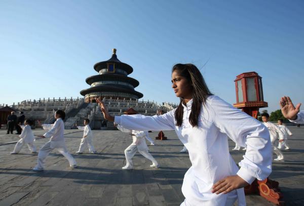 Practice Taichi at Temple of Heaven