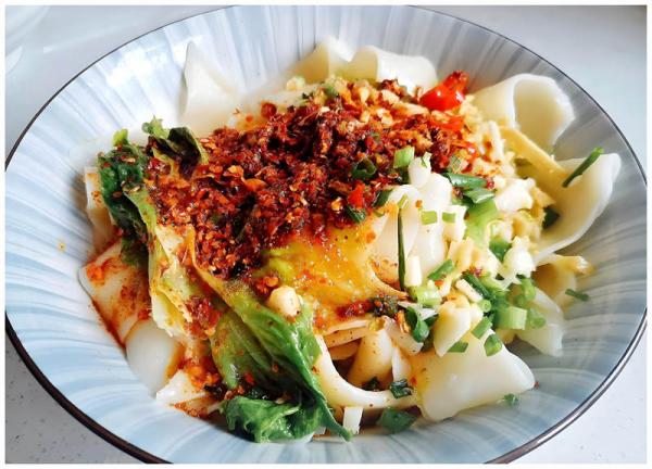 oil-splashed-noodles in Xian