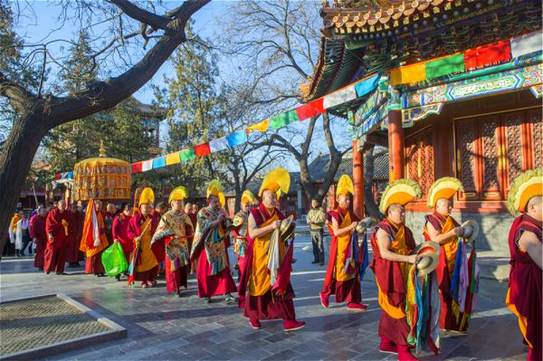 Beijing Lama Temple Buddhist activities